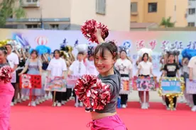 艺术与健美的邂逅：呼市二职举办第十九届校园健美操大赛图片