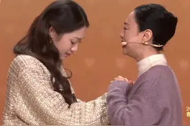 揭秘: 春晚节目是妈妈是女儿，女儿希林娜依·高的亲妈竟是北大的？图片