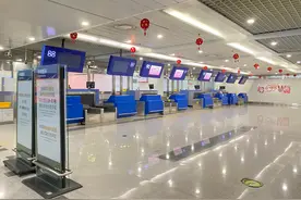 川航成都双流机场国际/地区航班值机柜台调整图片