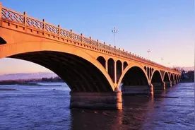 清朝的伊犁将军与总督谁的权利更大？伊犁九城在哪儿？图片