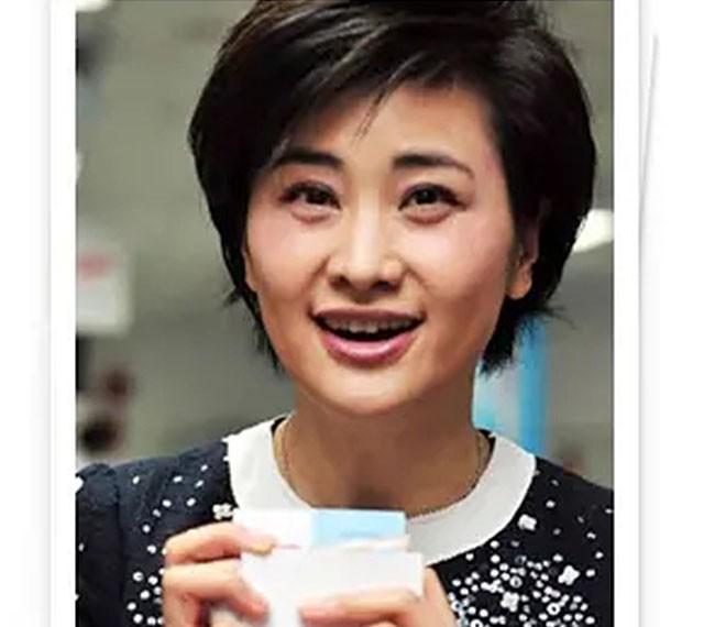 吴小莉：从“港漂”到华人女性杰出代表，缘何嫁大自己25岁老公？