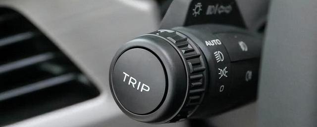 汽车上trip是什么意思（车上的TRIP按键）
