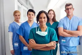 加拿大没有护工，住院需要家属照顾吗？图片