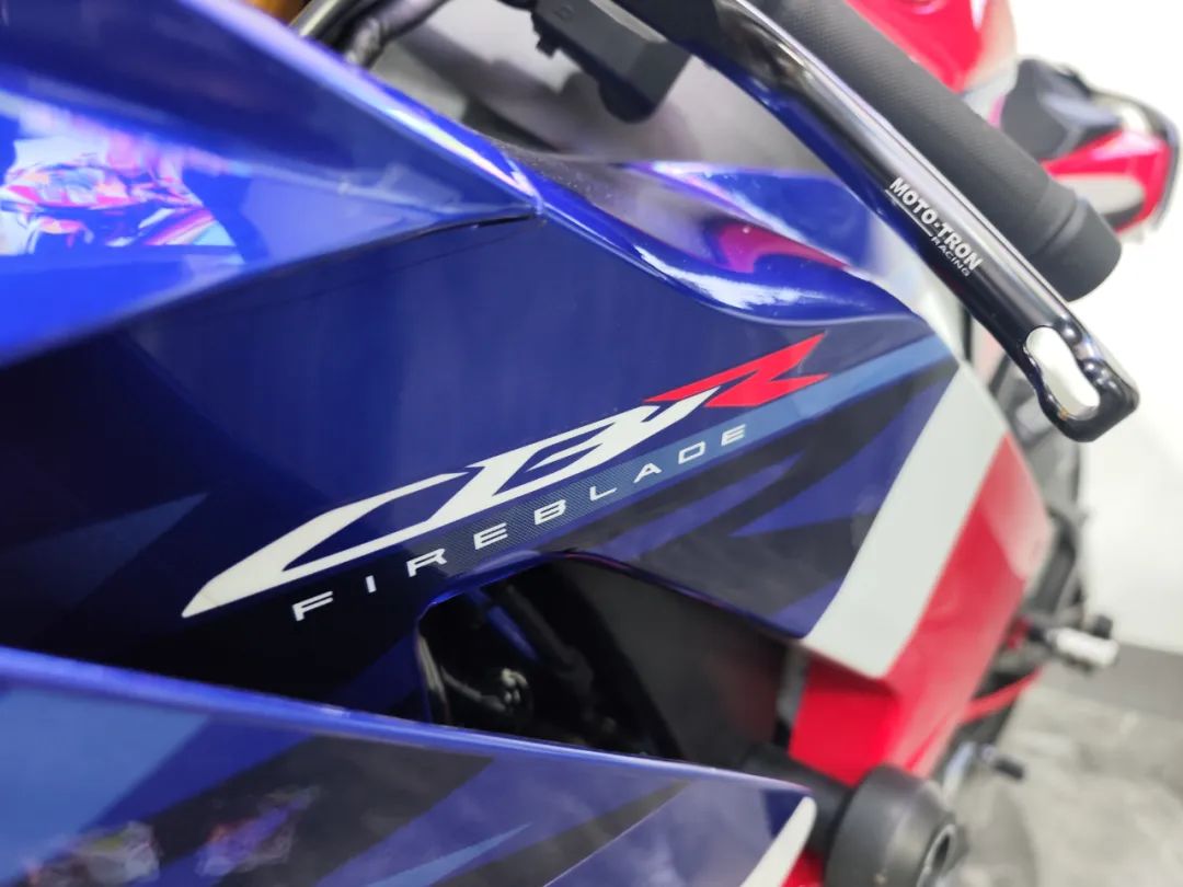 HONDA CBR1000RR-R SP 实车鉴赏，本田最强市售赛车！8500|小老婆汽機車資訊網