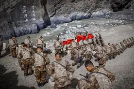 中印边境不容有失，我军兵力纵深配置，三线兵力可快速抵达战区图片