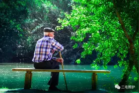 夏季老人胸闷气短的三大主要原因图片