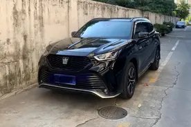 皇冠陆放真实油耗被晒，车主坦言：颜值高、油耗低图片