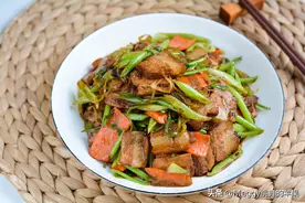 茴香别老包饺子蒸包子了！这4种吃法太香了，吃起来没够图片