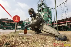 高清大图丨直击武警上海总队某支队应急救援演练图片
