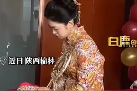 只睡了3小时！新娘等接亲时太困坐着睡，新郎推门才醒，化妆师：第一次见到这样的新娘，外面再吵还是睡很沉图片