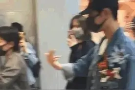 肖战一些掌控欲很强的手势图片