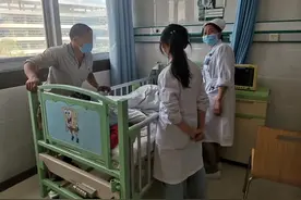 5岁女孩气管内藏15厘米活蚂蟥，医生：蚂蟥还会长大，咋进去的？图片