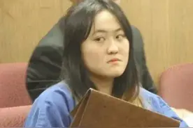 2016年，中国女留学生霸凌同胞校友，被捕时还嬉笑，判处十年监禁图片