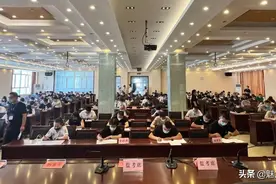 张家口桥西：开展“大学习、大比武、大提升”活动业务知识测试图片