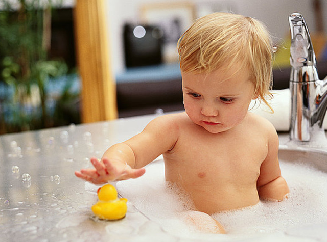 搓澡完要不要抹身体乳