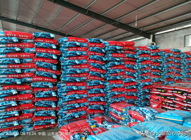 底肥选好 全年无忧 施底肥新方案！一底顶十追！是有机肥的数倍以上