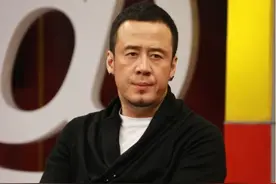 从“乐坛顶流”到“滚出娱乐圈”，杨坤终为“见利忘义”付出代价图片