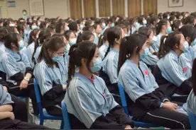 “我宁愿她家里蹲”，家长对技校如临大敌：女生从那里出来能好吗图片