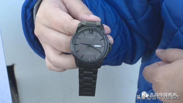 ��3��15����ǧԪ��Ļ�е����ʱ��զ�ܲ�׼��