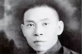 杜月笙落魄借钱，他甩支票：150万以下随便用；150万以上说声便是图片