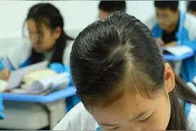 初中刷题《万唯大小卷》和《五三试卷》对比，给同学和家长做参考图片