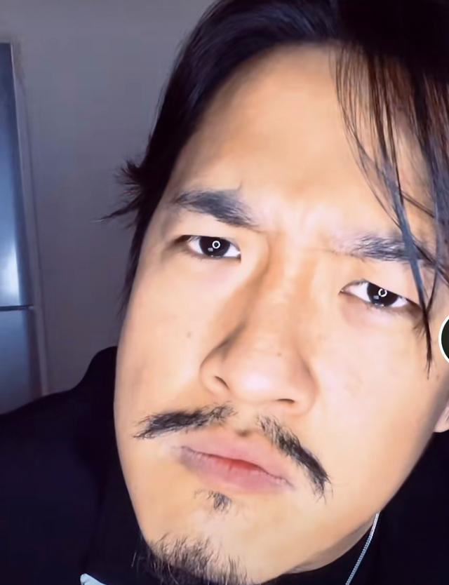 父母不爱,妻子离开,事业也遭受重创,生活看不到希望,张博宇