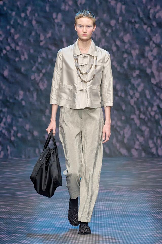 ������Armani2023����ϵ�н���������������Ϊ�������