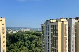 重庆随处可见高楼林立，难怪保持最高的空房率图片