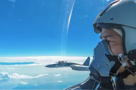 台士兵投诚大陆，解放军机群绕岛堵后门，蔡当局只剩投降一条路图片