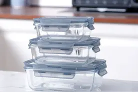 玻璃、不锈钢、硅胶的饭盒哪个好？关乎家人健康，别不当回事图片