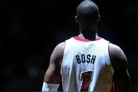 热火正式付清波什全部NBA工资！当打之年却因病退役图片
