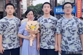 “湖南三胞胎”均考入名校，母亲身份也被扒出，难怪孩子如此优秀图片