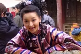 7年前，那个宁愿倒贴，也要嫁给68岁王奎荣的女孩，现在还好吗？图片