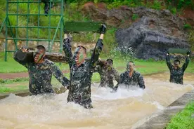 【起床号】4月1日，早安！歌曲《追梦赤子心》图片