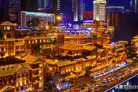 你根本无法想象！重庆洪崖洞竟是一家火锅店老板设计的！图片
