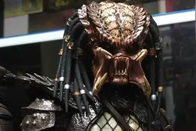 铁血战士和太空骑师谁更强悍？深挖《异形》与《铁血》背后的秘密图片