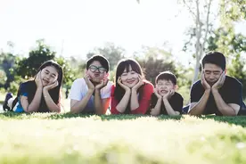 发现孩子有斜视，别慌，来看看怎么处理图片