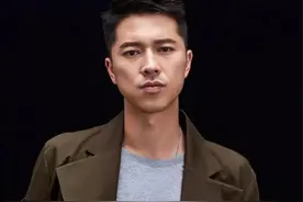 曝黄轩不满王雷篡改角色戏份，暴走片场后辞演！网友：老戏霸了图片