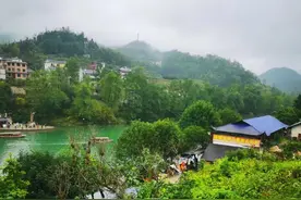 铜仁印象：“一脚踏三省”的边城古镇图片