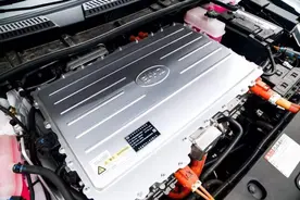 “电池比车贵”是骗局？首批新能源车主晒维修单，成本价1/6不到图片