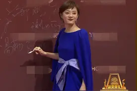 飞天奖红毯：梅婷变脸、王鸥绝美，孙俪黑丝拉跨，关晓彤又壮了图片