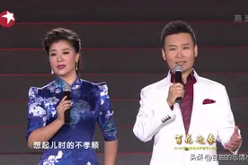 8个漂亮的军队女歌手，搭档男歌手，唱出了军人的铁骨柔情图片