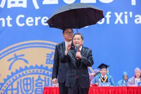 “活该爆红!”出身农民，拒做高官，落选院士，却被叫人民校长图片