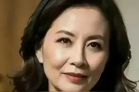 《搂着老婆，我忽然明白了人生的真谛！》图片