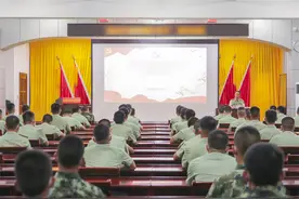 我的青春有海警的样子图片