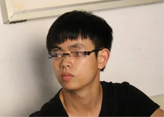 故事：24岁儿子爱上40岁离异女子，母亲以死相逼，儿子：非她不娶