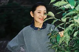 65岁倪萍自曝吃到160斤又减重40斤，谈婚姻之道：婚姻的真谛是改变自己，谁痛苦，谁改变图片