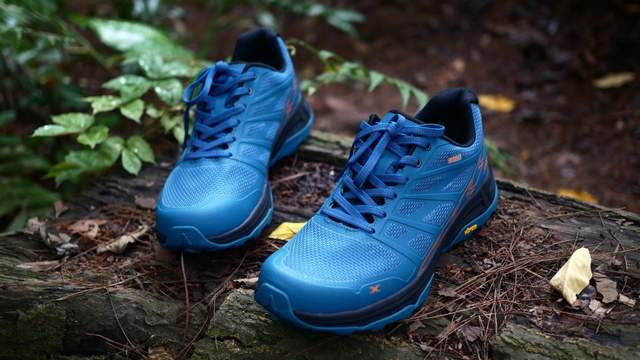 天越EXTREK全防水户外跑鞋：给你翻山越岭的安全感