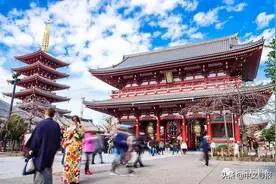 日本发布游客入境指南，须买医保戴口罩图片