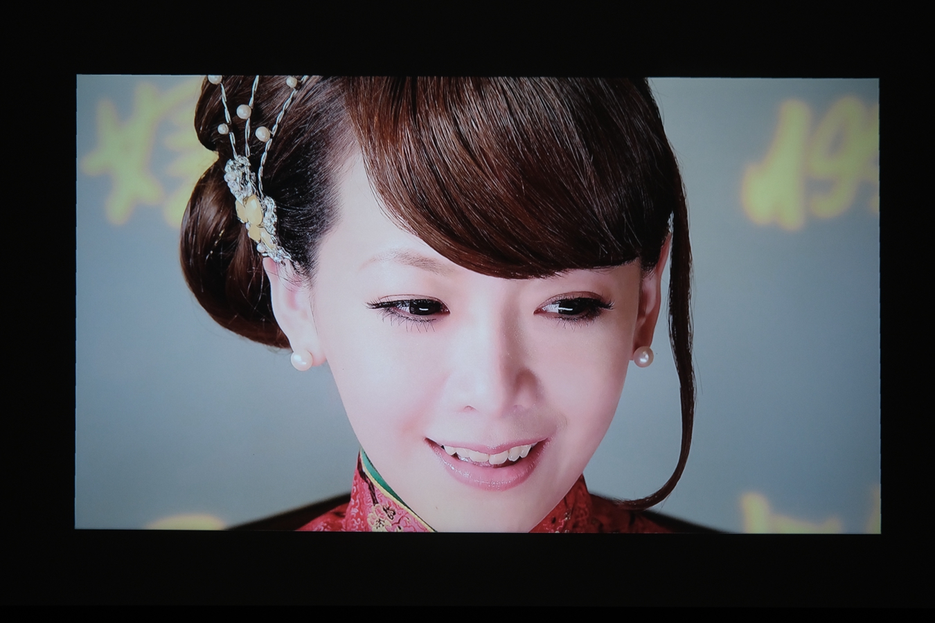 拒绝亮度虚标，还原真实色彩，光元素A1投影仪初体验